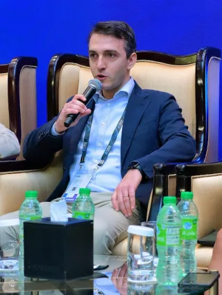 Marco Pellegrini during a panel at the 2.0 Conference in Dubai